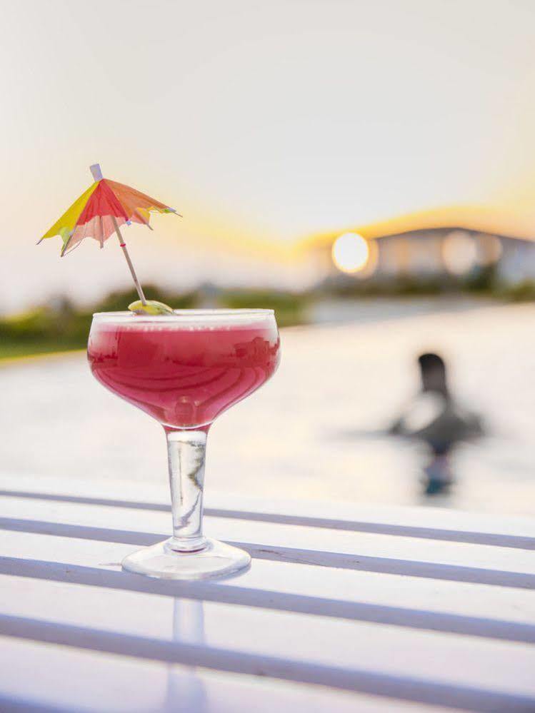 Serena Beach Resort Māndvi Eksteriør bilde